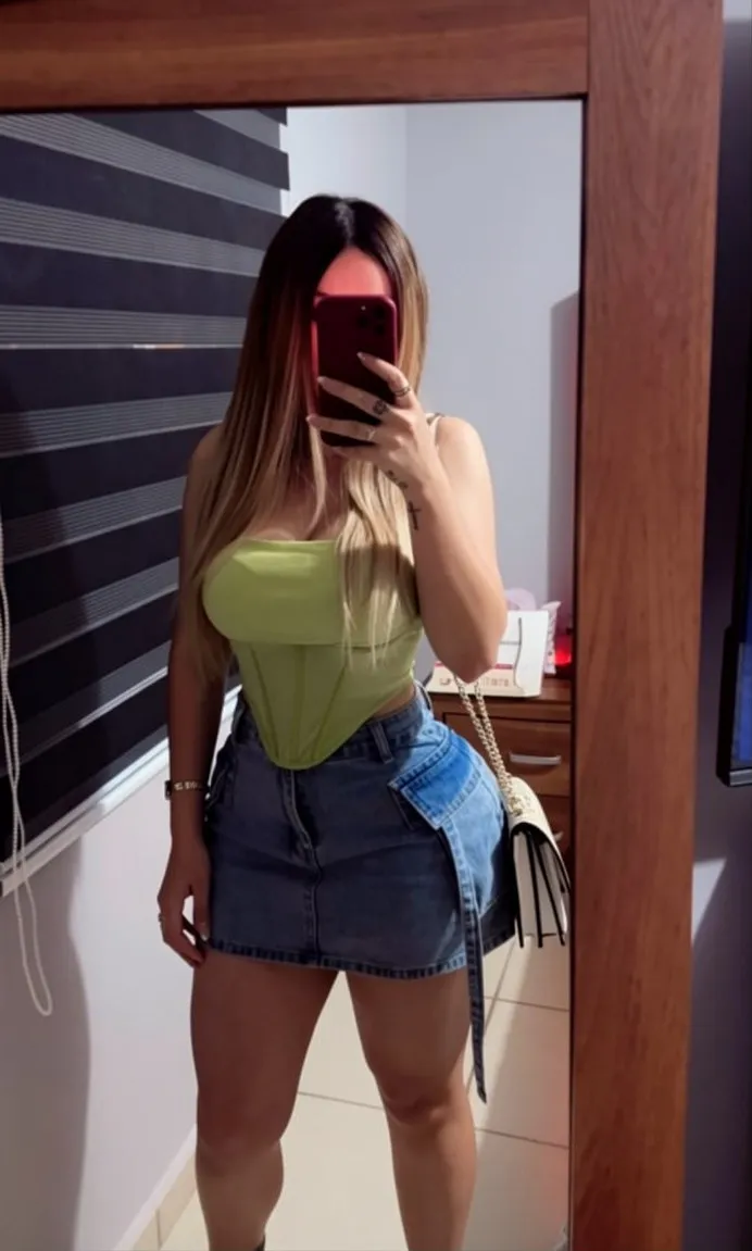 Karoline 935761795 Karoline soy la chica con que siempre soñaste estar en Miraflores - imagen 1