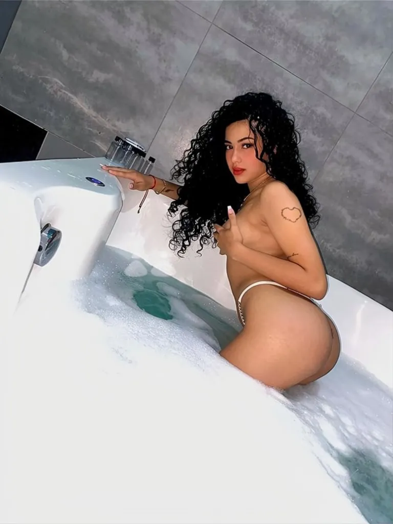 chica muy linda y agradable con rico cuerpo in Trujillo - image 2